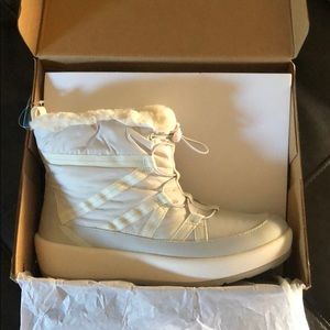 Clarks CloudStepper Boots